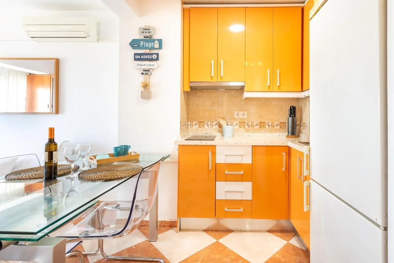 Sunny Seaside Apartment Arroyo De La Miel