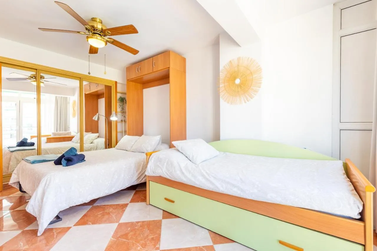 Sunny Seaside Apartment Arroyo De La Miel Spain