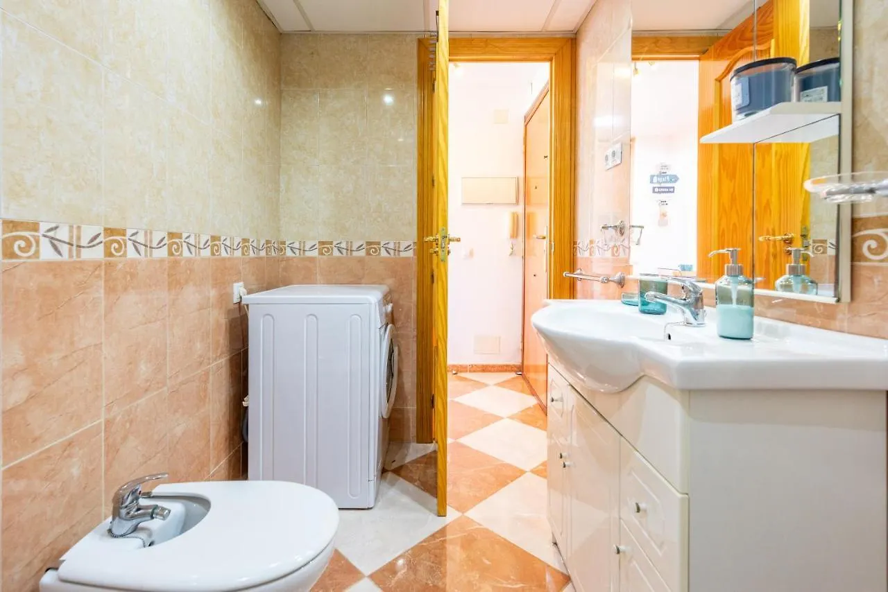 Sunny Seaside Apartment Arroyo De La Miel 0*,  Spain